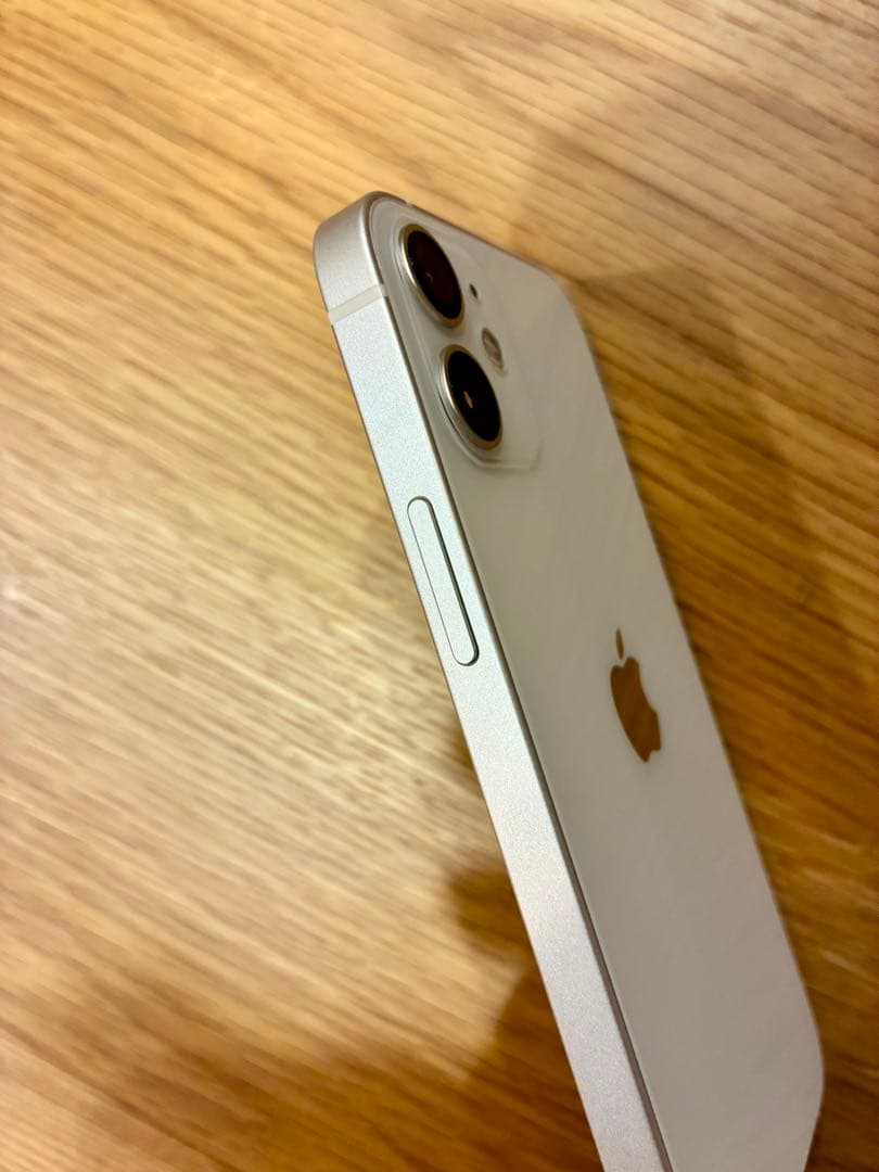 iPhone 12 mini（64GB / ホワイト）