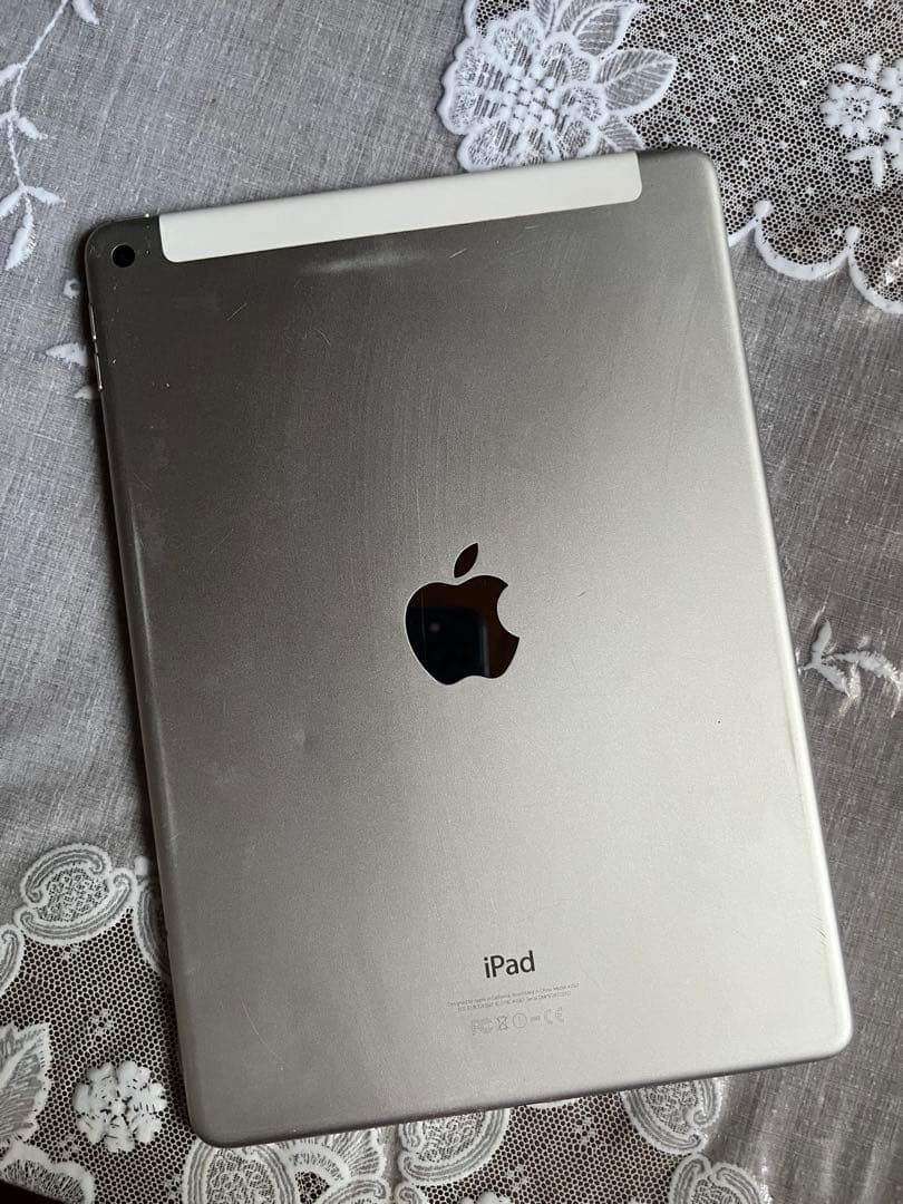 Apple iPad2 128Gシルバー 本体