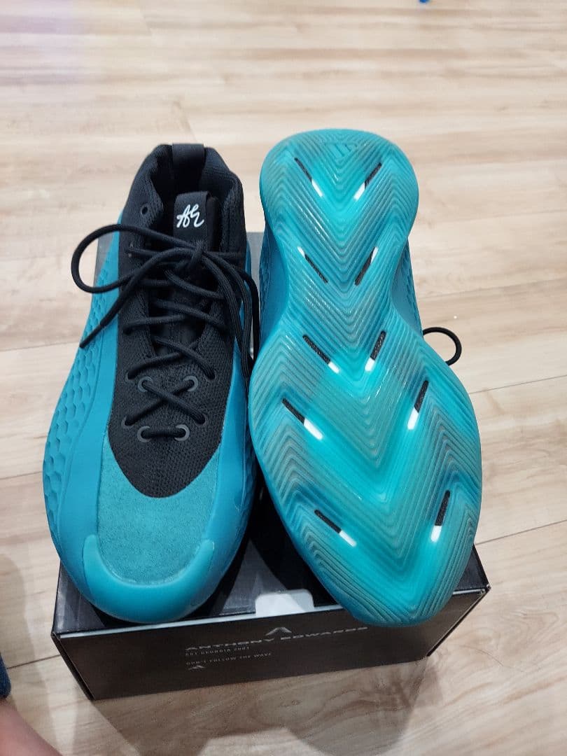 adidas　AE1