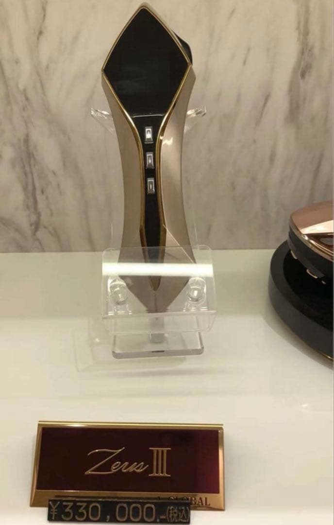 artistic&co Zeus III 美顔器 正規品