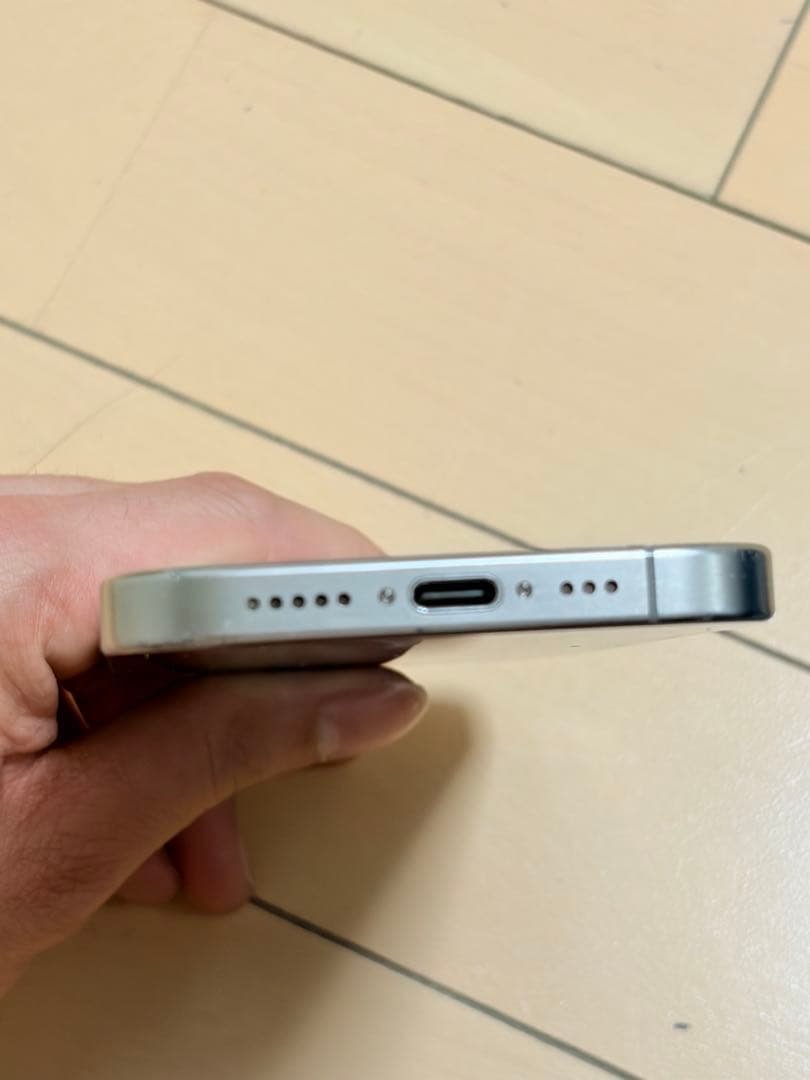 IPHONE 15 プロ sim フリー(128gb)