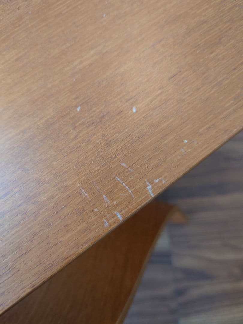 天童木工のマッシュルームスツール