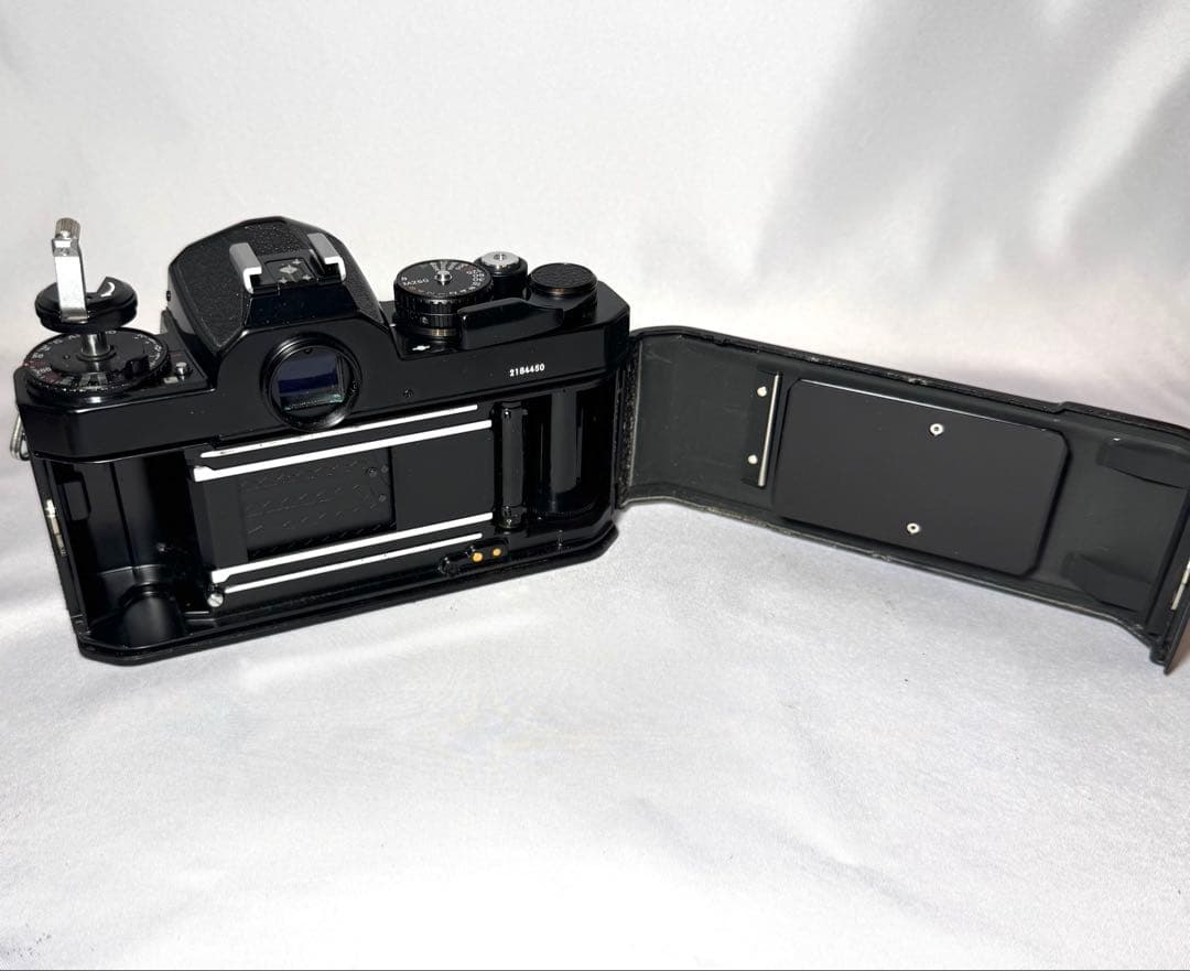 フィルムカメラ Nikon NEW FE2 #2249