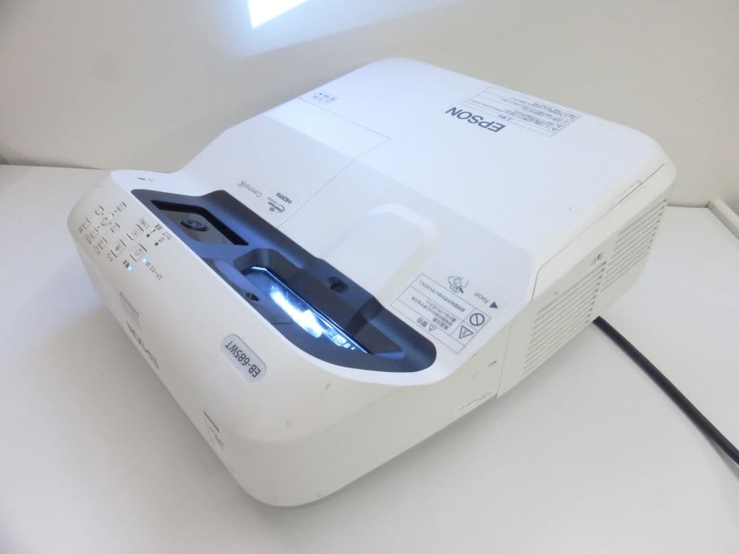 新品リモコン付EPSON プロジェクター EB-685WT ランプ時間435H