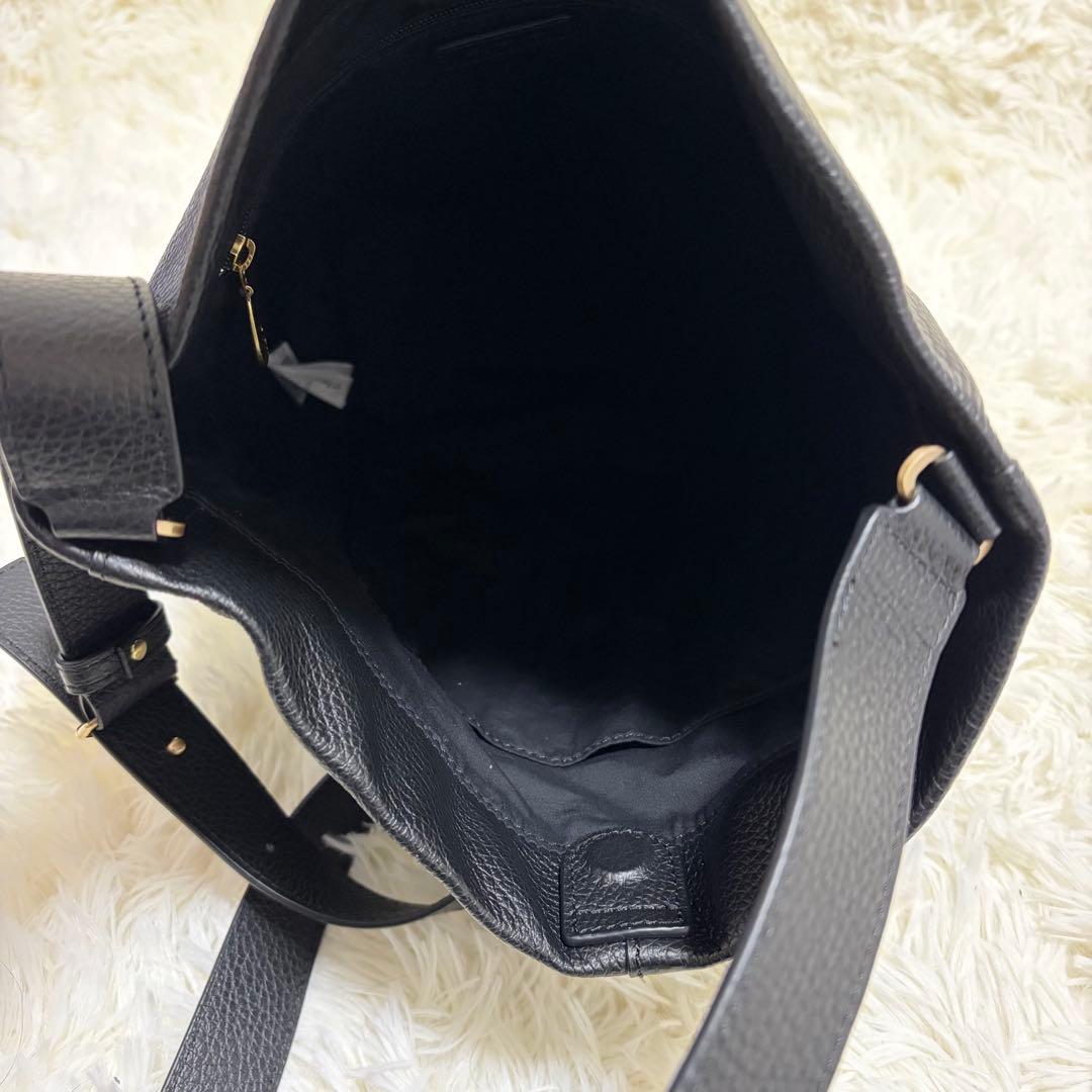 【現行】agnes b. アニエスベー ワンショルダーバッグ シボ革 メタルロゴ