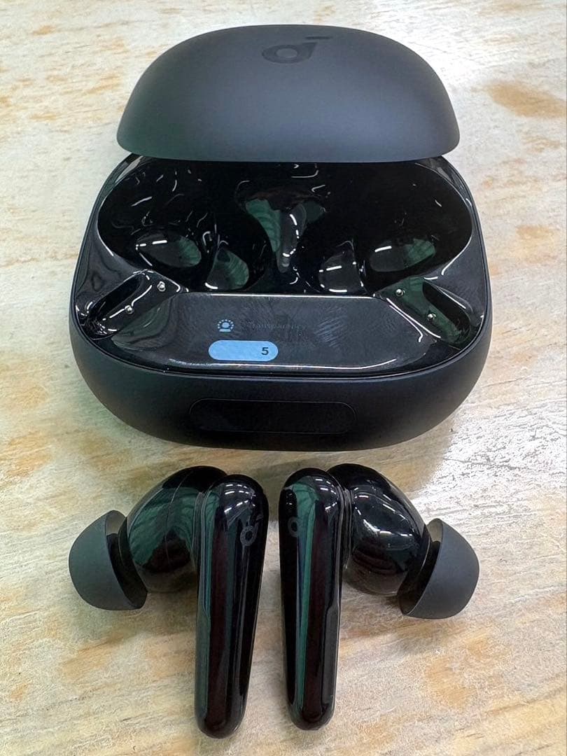 イヤホン Anker soundcore liberty 4