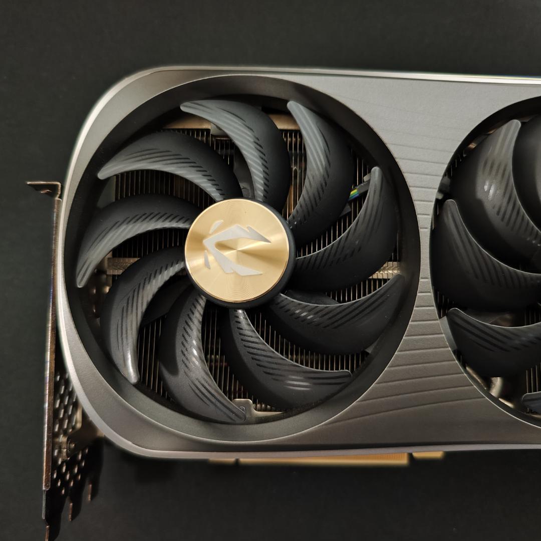 グラフィックボード・グラボ・ビデオカード GEFORCE RTX 4090 AMP EXTREME AIRO 24GB