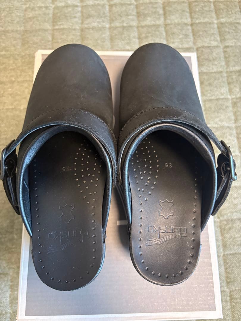 ダンスコ　イングリッド　35 ブラック