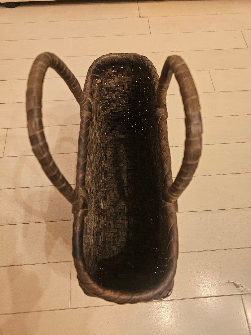 山葡萄ハンドメイドカゴバッグ