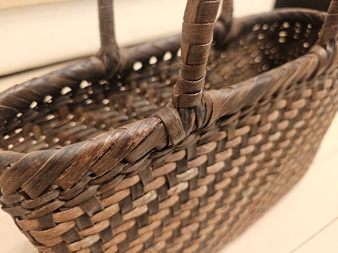 山葡萄ハンドメイドカゴバッグ