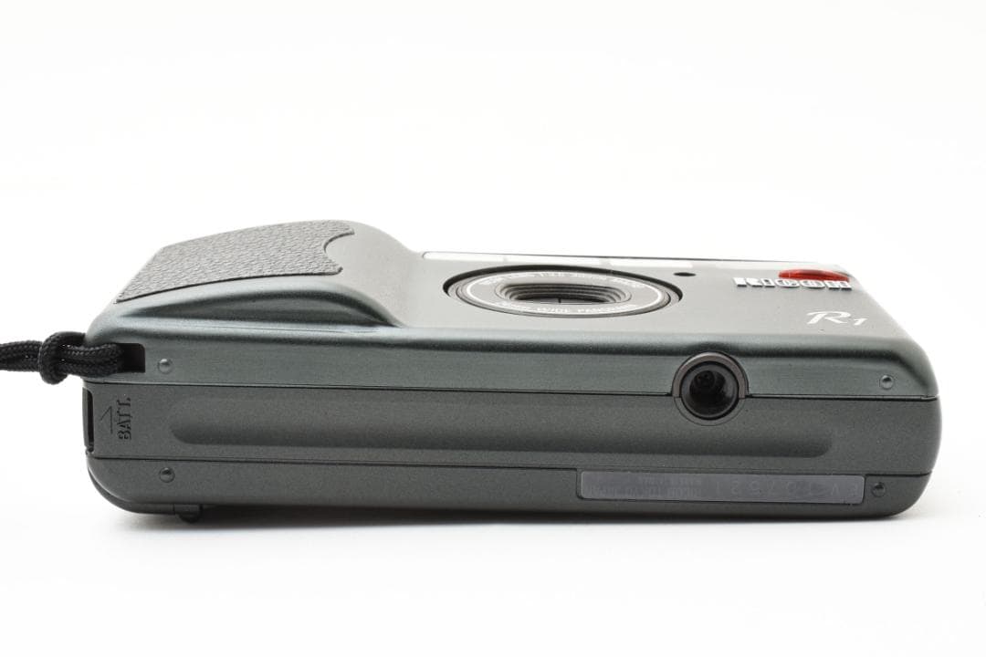 美品　Ricoh　R1　コンパクトフィルムカメラ　動作品　NO.277