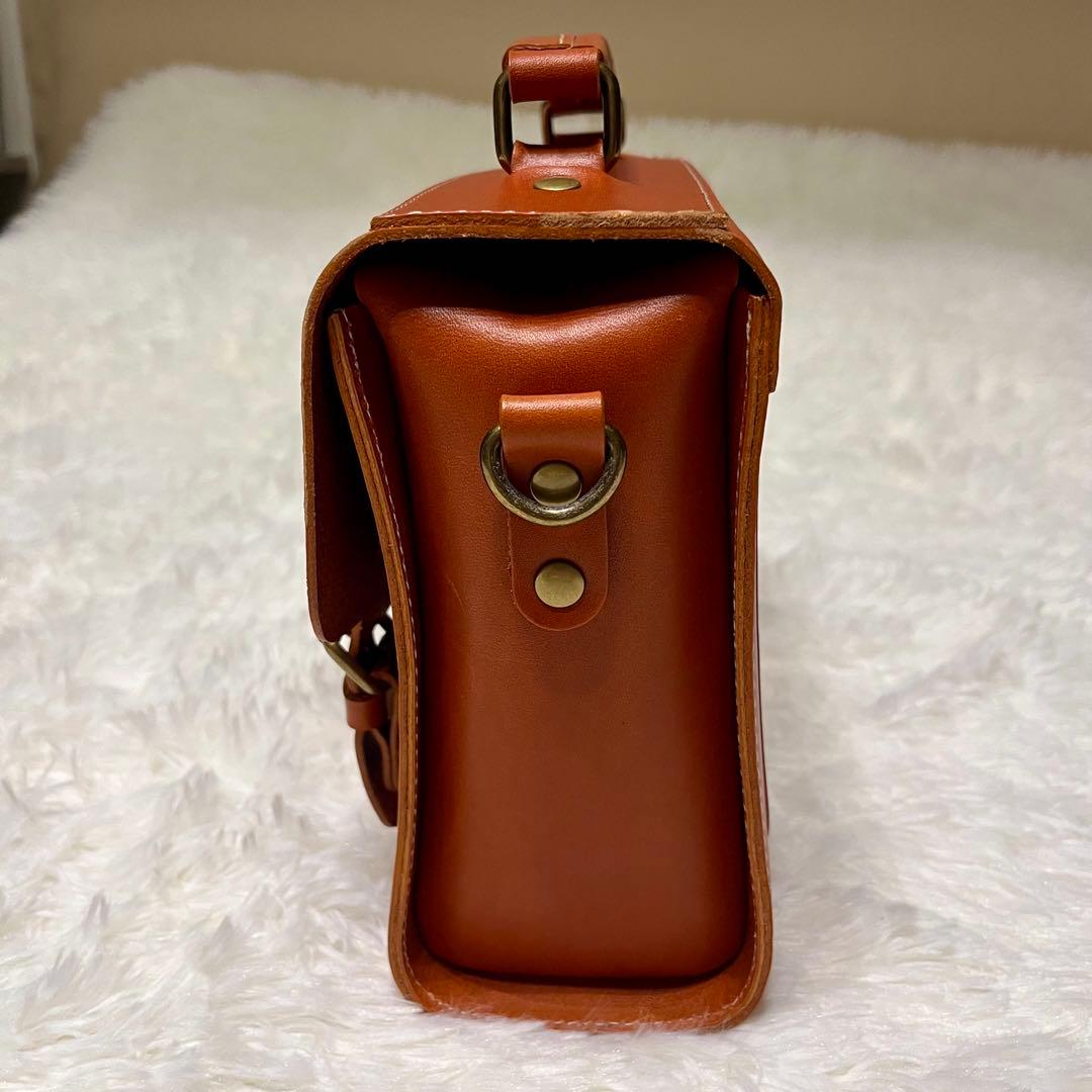 【新品】イタリアンレザー　ショルダーバッグ Wフラップ キャメル　本革　2way