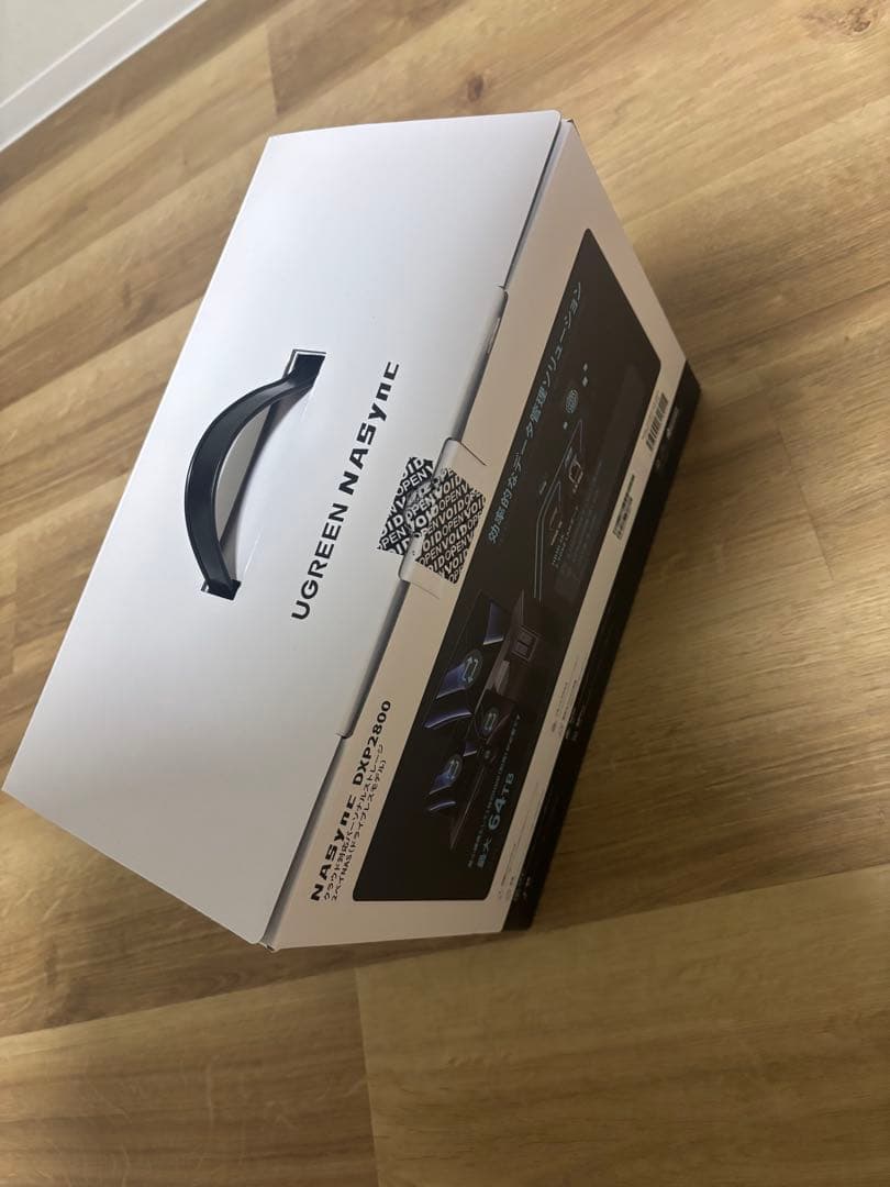 NAS UGREEN 2ベイ　HDD8TB、SSD2TB付　DXP2800