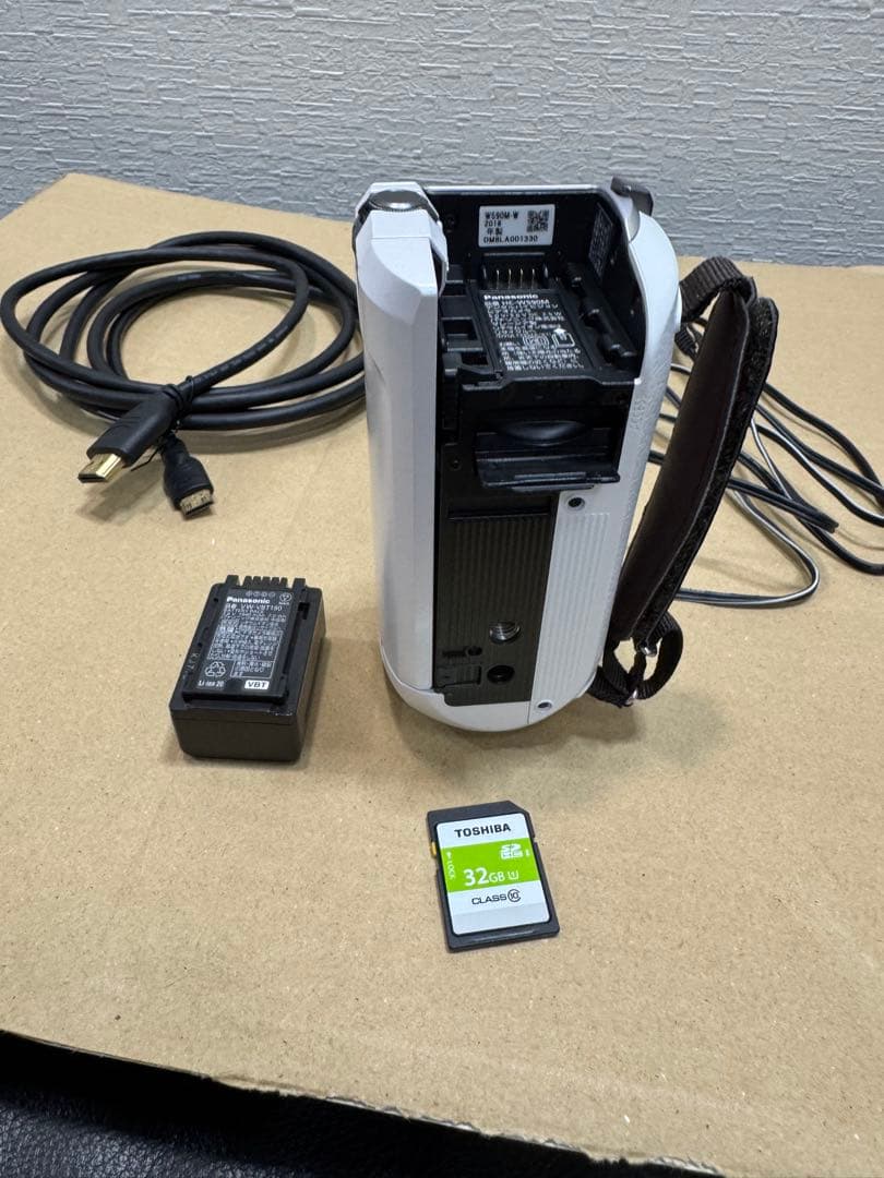 パナソニック Panasonic HD ビデオカメラ HC-W590M-W