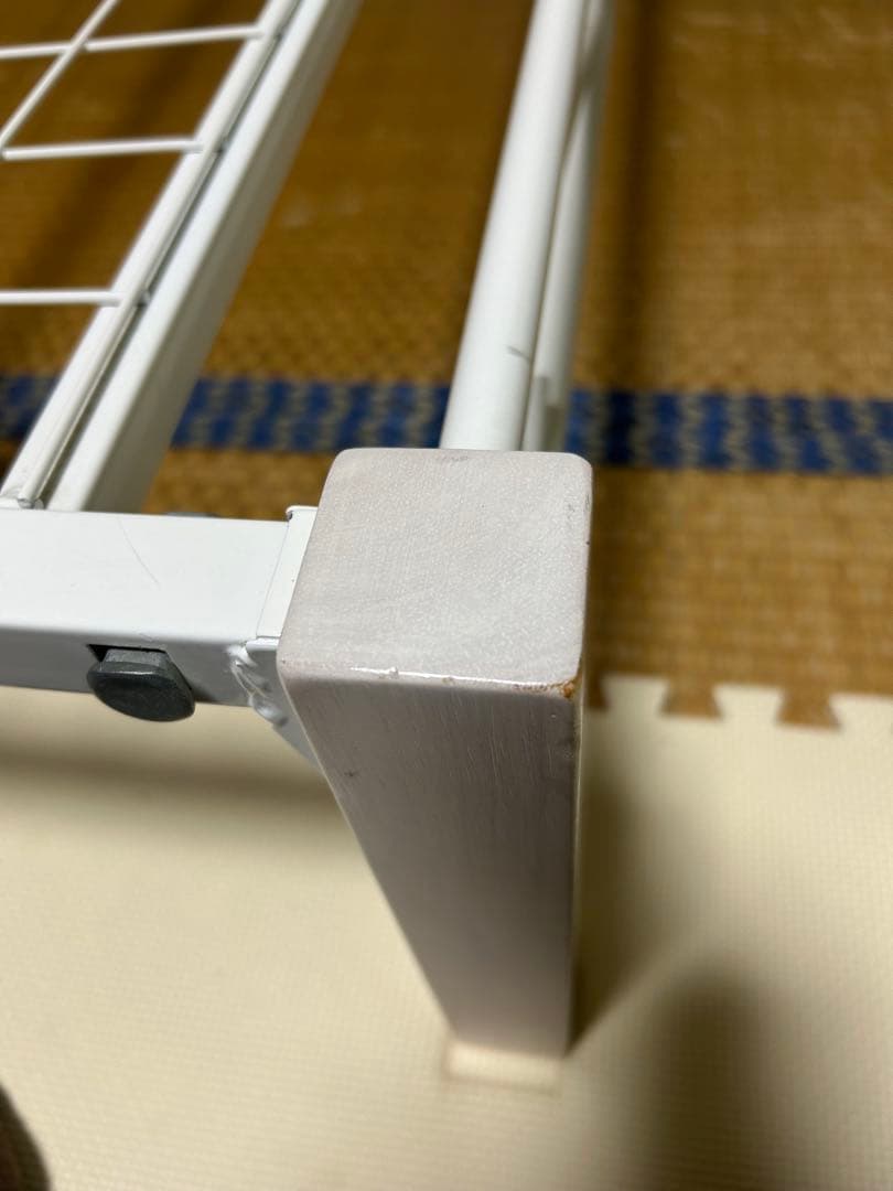 ホワイト シングルベッドフレーム