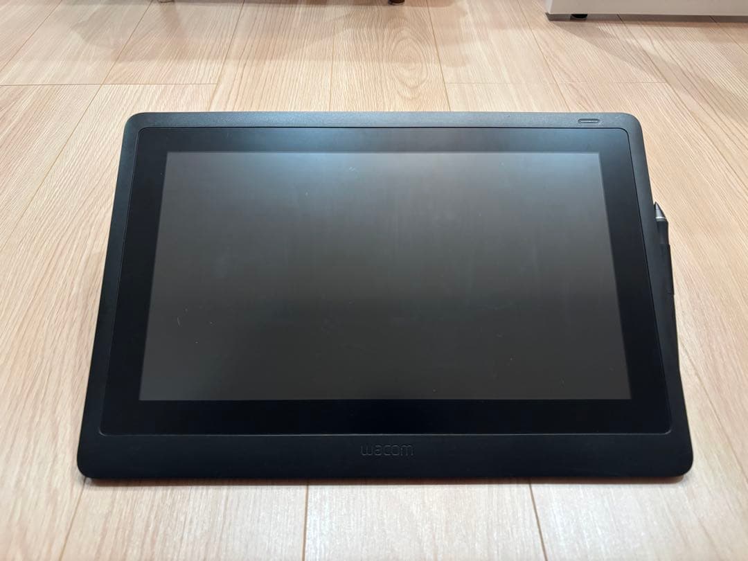 Wacom Cintiq 16 DTK-1660 スタンド・ペン付き　箱無し