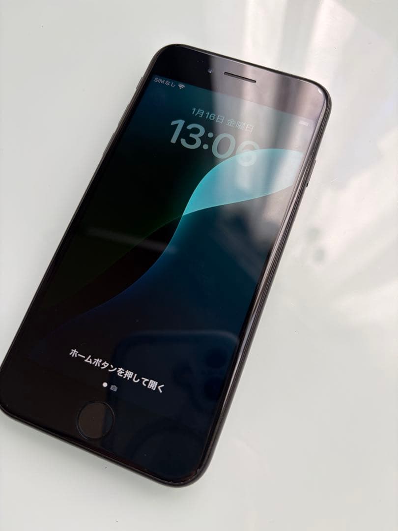 iPhone SE（第二世代）本体のみ