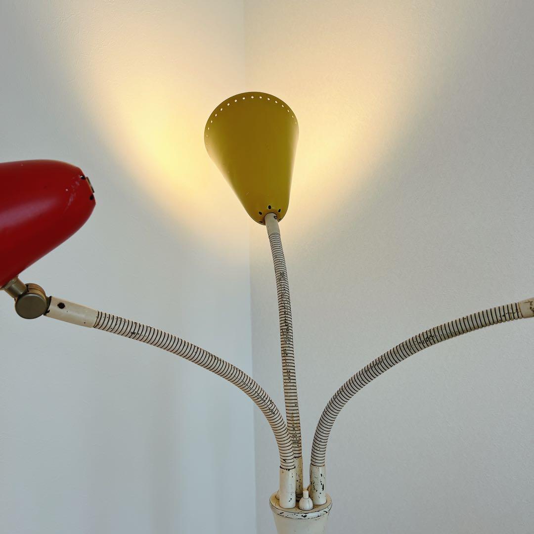 家具 Hala Mid Century floor lamp by Busquet
