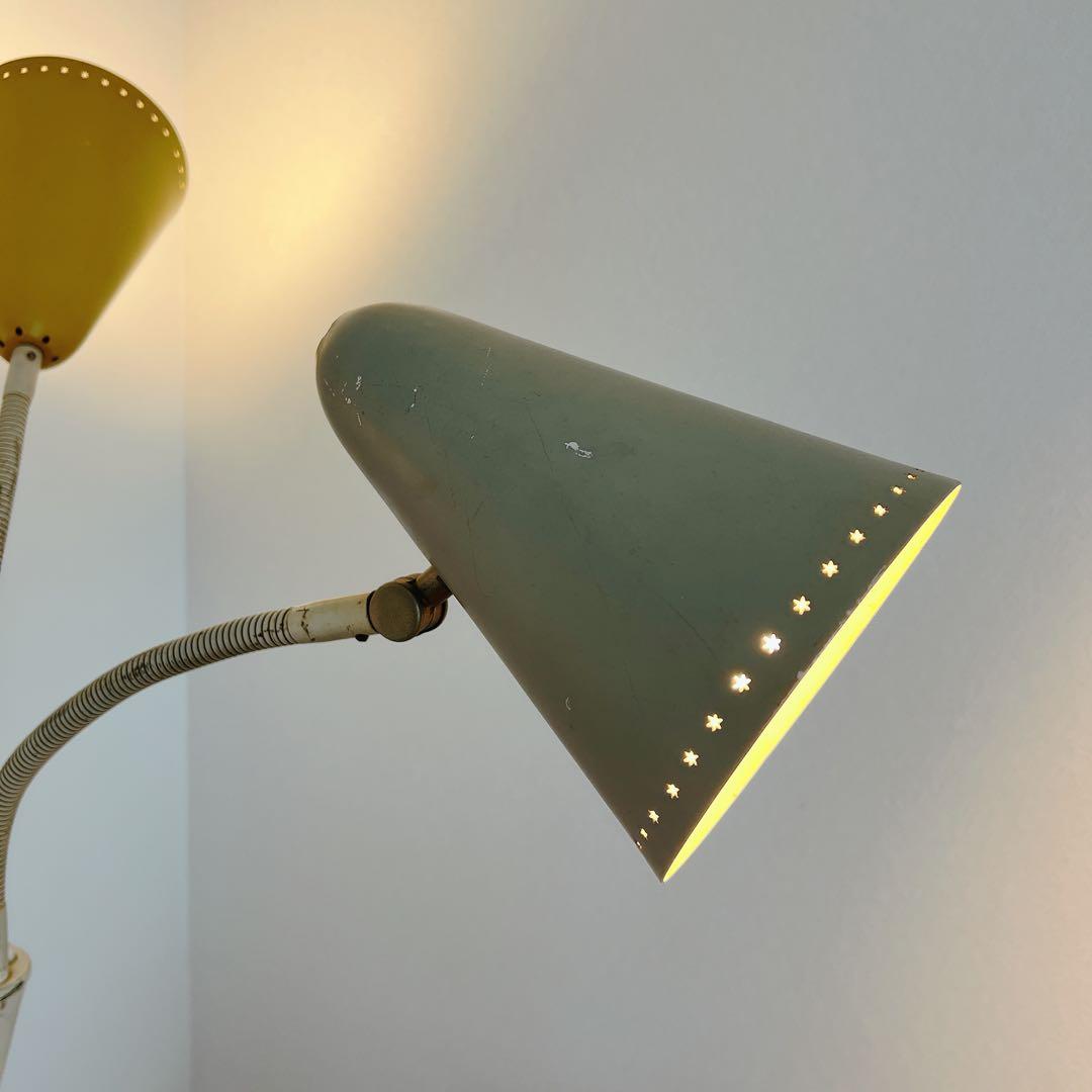 家具 Hala Mid Century floor lamp by Busquet