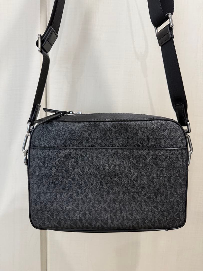 マイケルコース　ショルダーバッグ　メンズ