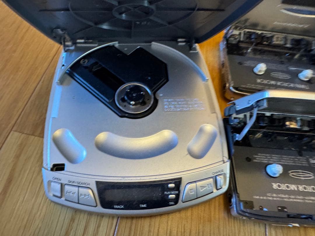 ポータブルCD プレーヤー　MD カセットテープ　panasonic まとめて