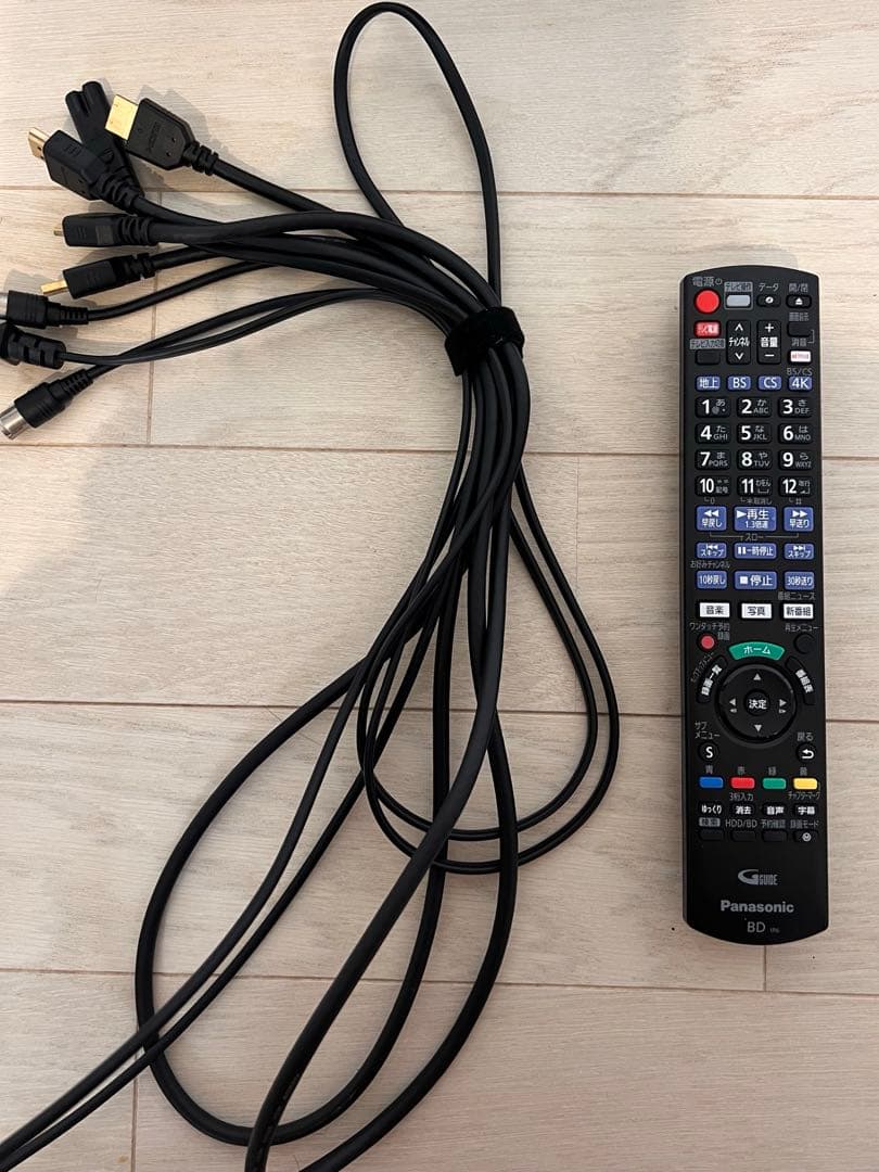 DMR-4CW200 panasonic製ブルーレイレコーダー ブラック