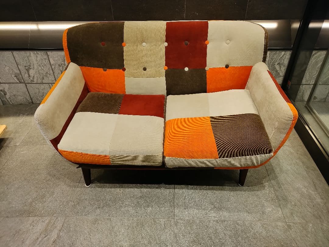 パッチワークデザイン　ソファー　二人掛け