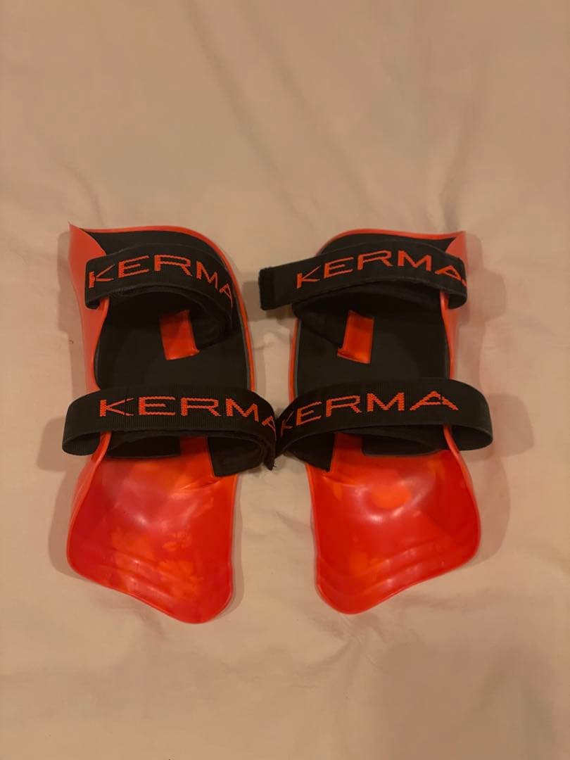 KERMA スキー用プロテクター　レガース　レッグガード　キッズ/レディース