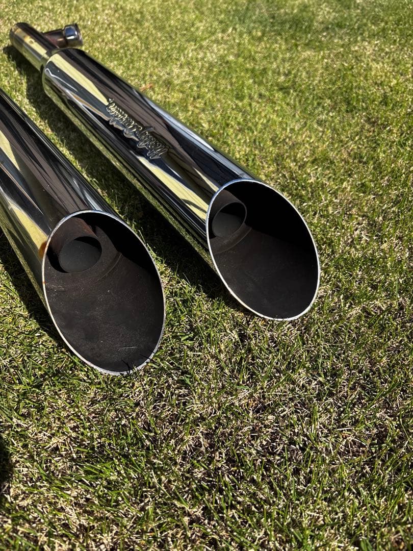 Harley Davidson FLSTF ファットボーイ　サイレンサー