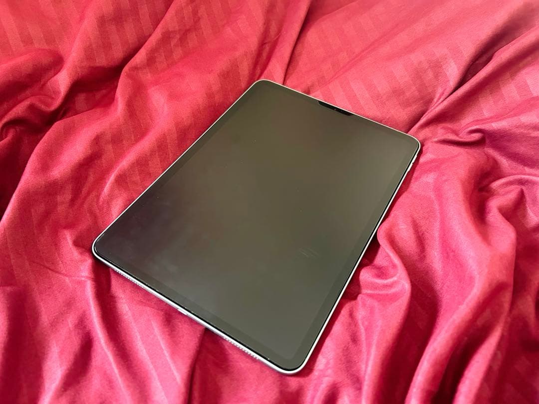 h*h様 【極美品】ipad pro 11 第2世代【これ以上の値下げ不可です！