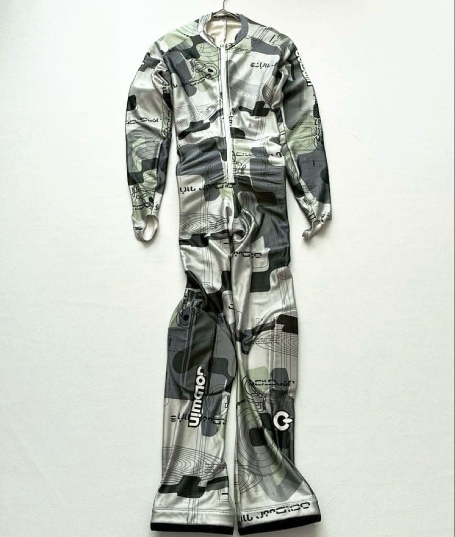 【高機能】GOLDWIN レーシングワンピース スキー スノーボード 総柄 M