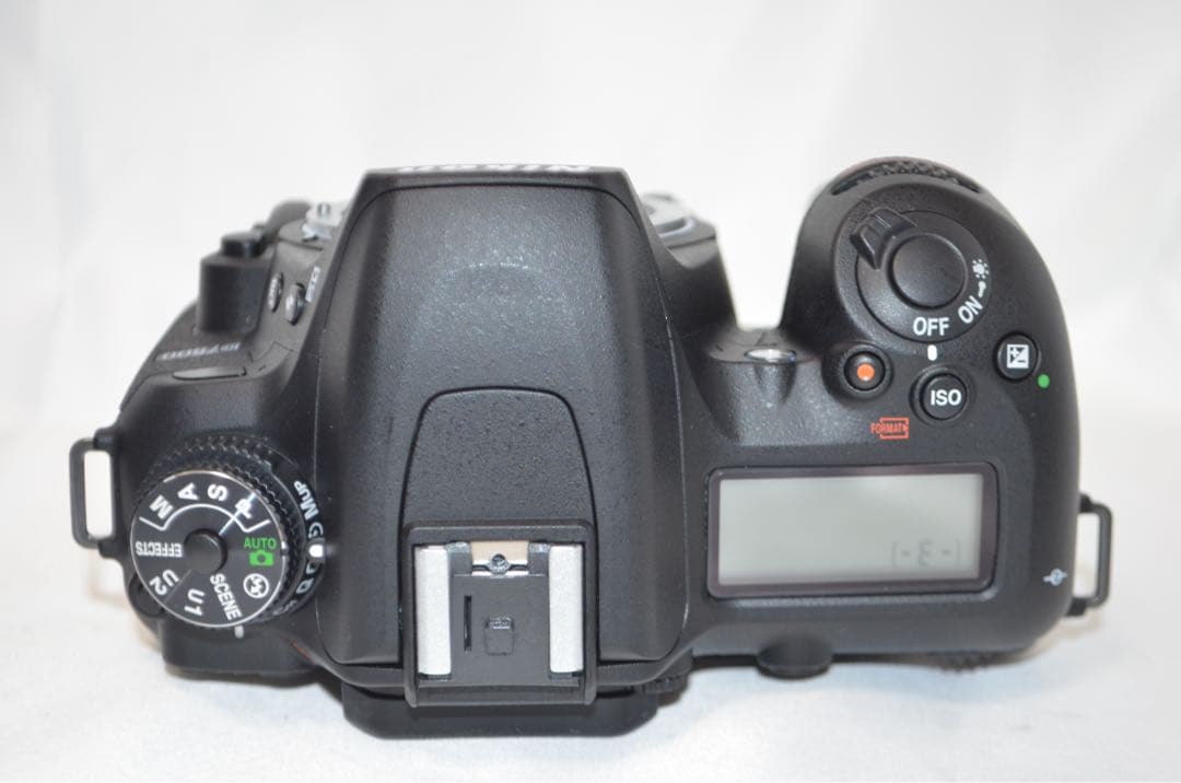 滅多にないシャッター数699回以下 Nikon D7500☆Wi-Fi搭載