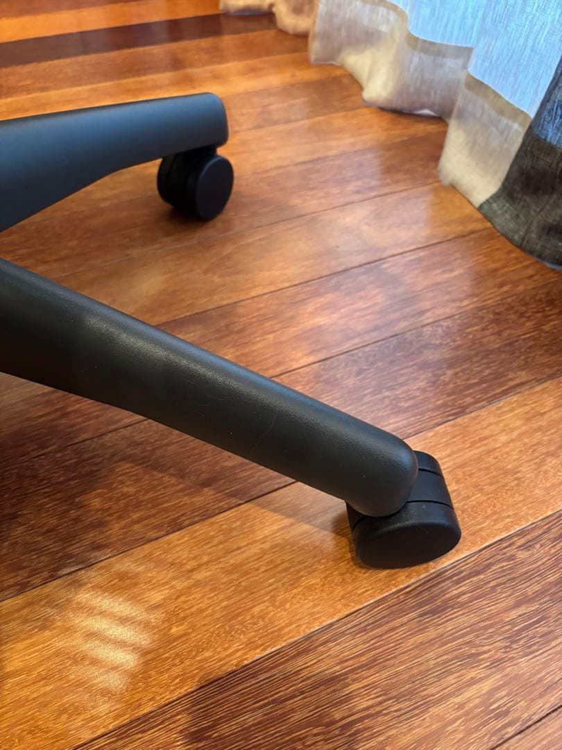 ［Bサイズ］ハーマンミラー アーロンチェア クラシック