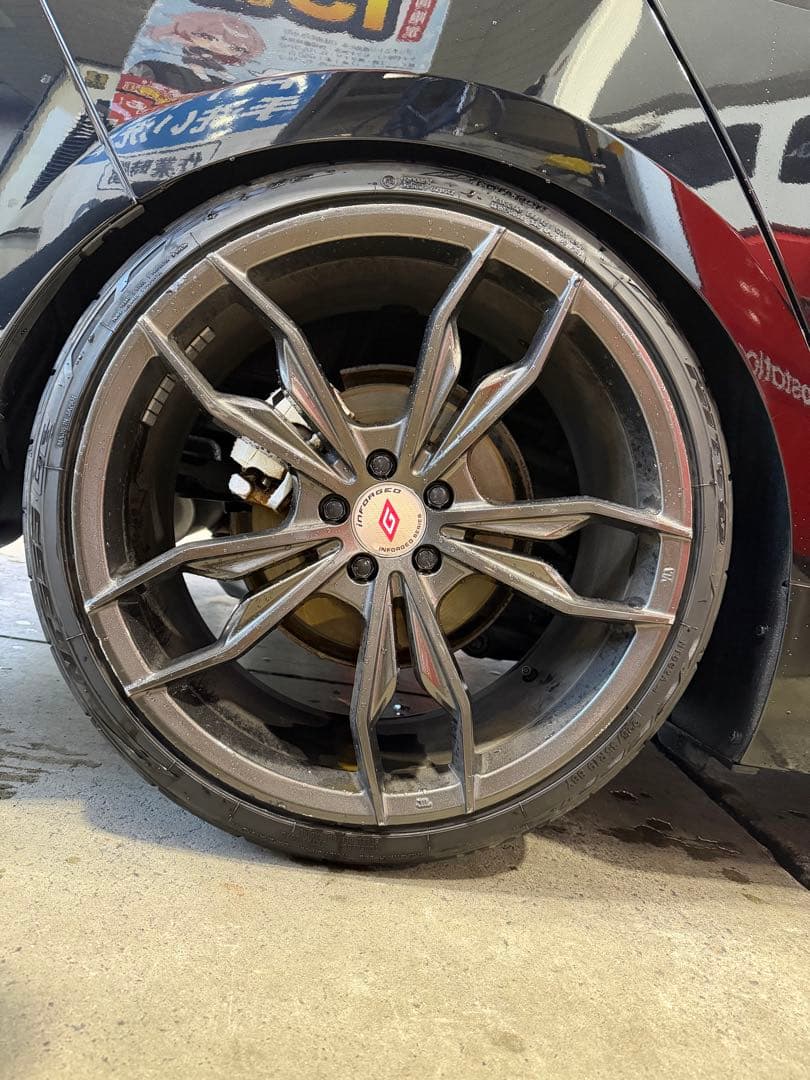 G*D様 pcd100 19インチホイール ツライチ nittoタイヤ溝あり　プ