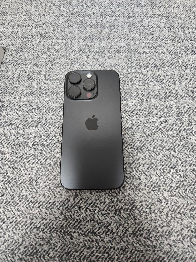 Apple iPhone 16 Pro 256GB スペースブラック