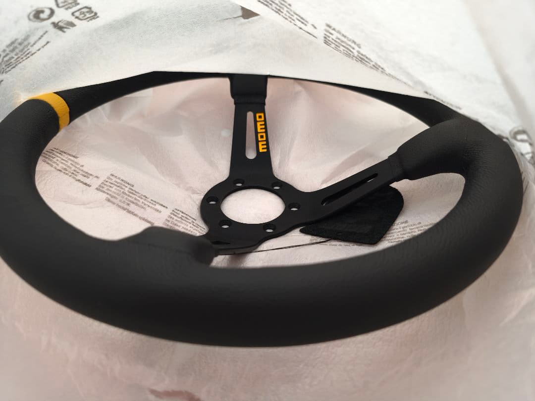 ステアリング MOMO M-58 ステアリング 350mm ブラック