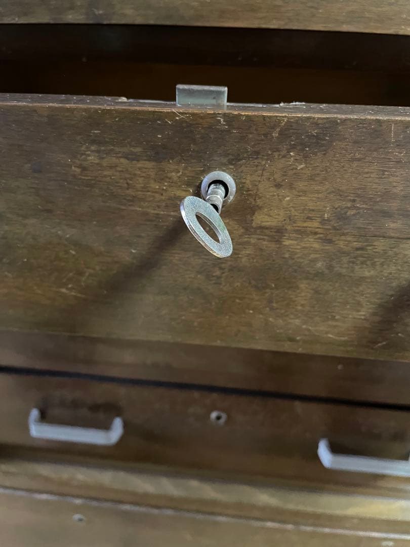 little meさん専用木製 箪笥 7段引出し ガラス扉付鍵付き 昭和レトロ