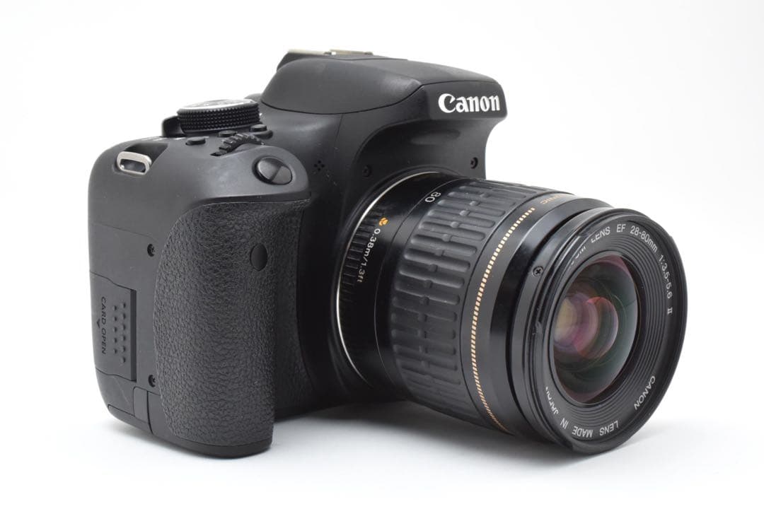 デジタル一眼レフカメラcanon kiss x8i標準レンズセット