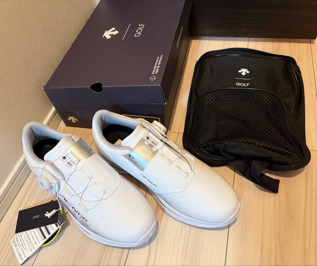 新品未使用　デサント　ゴルフシューズ27.5㎝