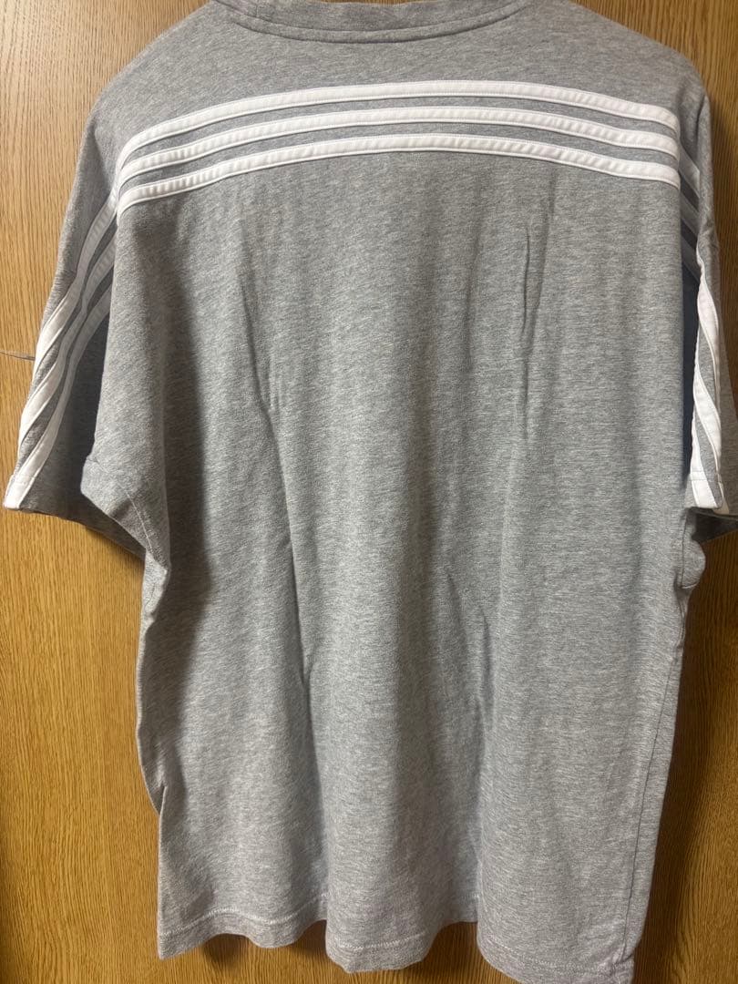 adidas JFAエンブレム付きTシャツ