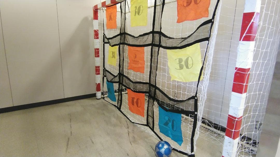 フットサル 用 ハンドボール 用 ゴールターゲット 9つ的 得点機能付き■新品