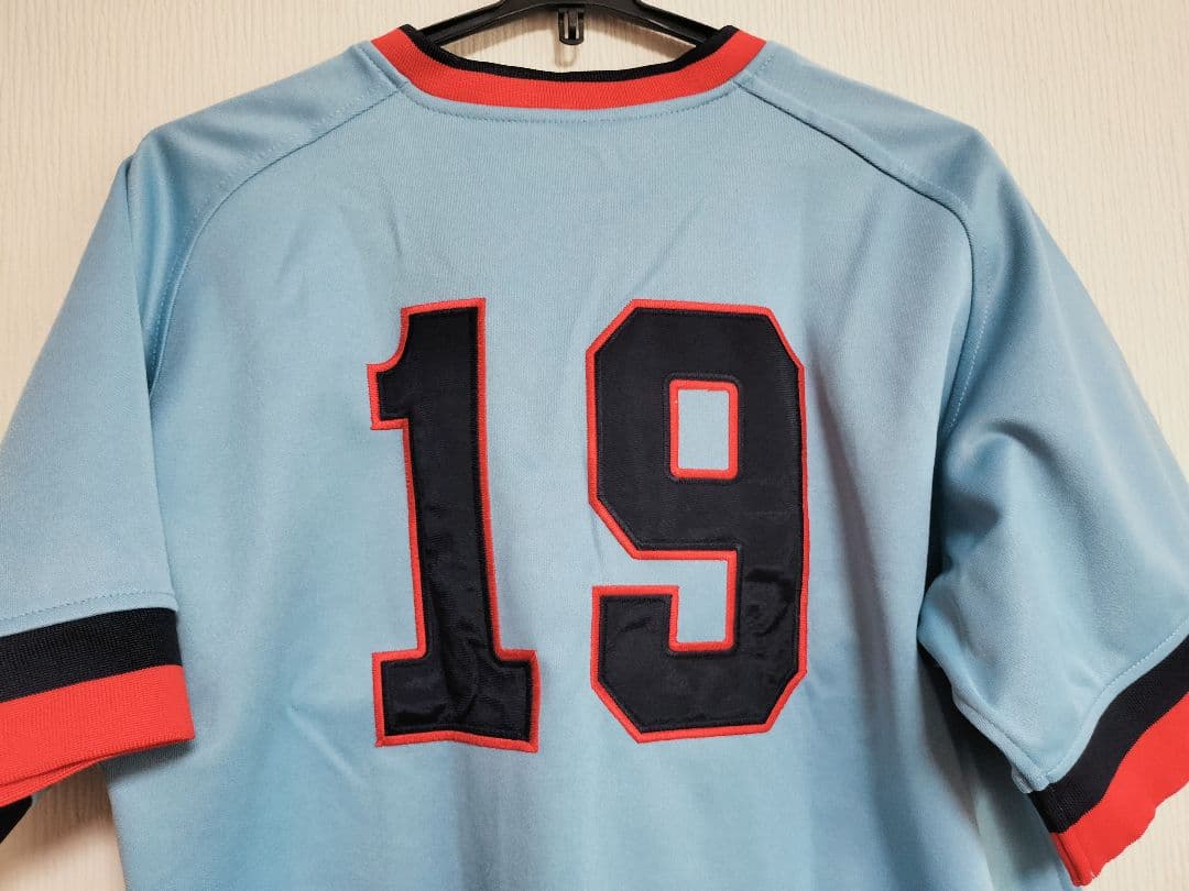広島東洋カープ／”背番号19” ユニフォーム（サイズ：L／カープオリジナル）