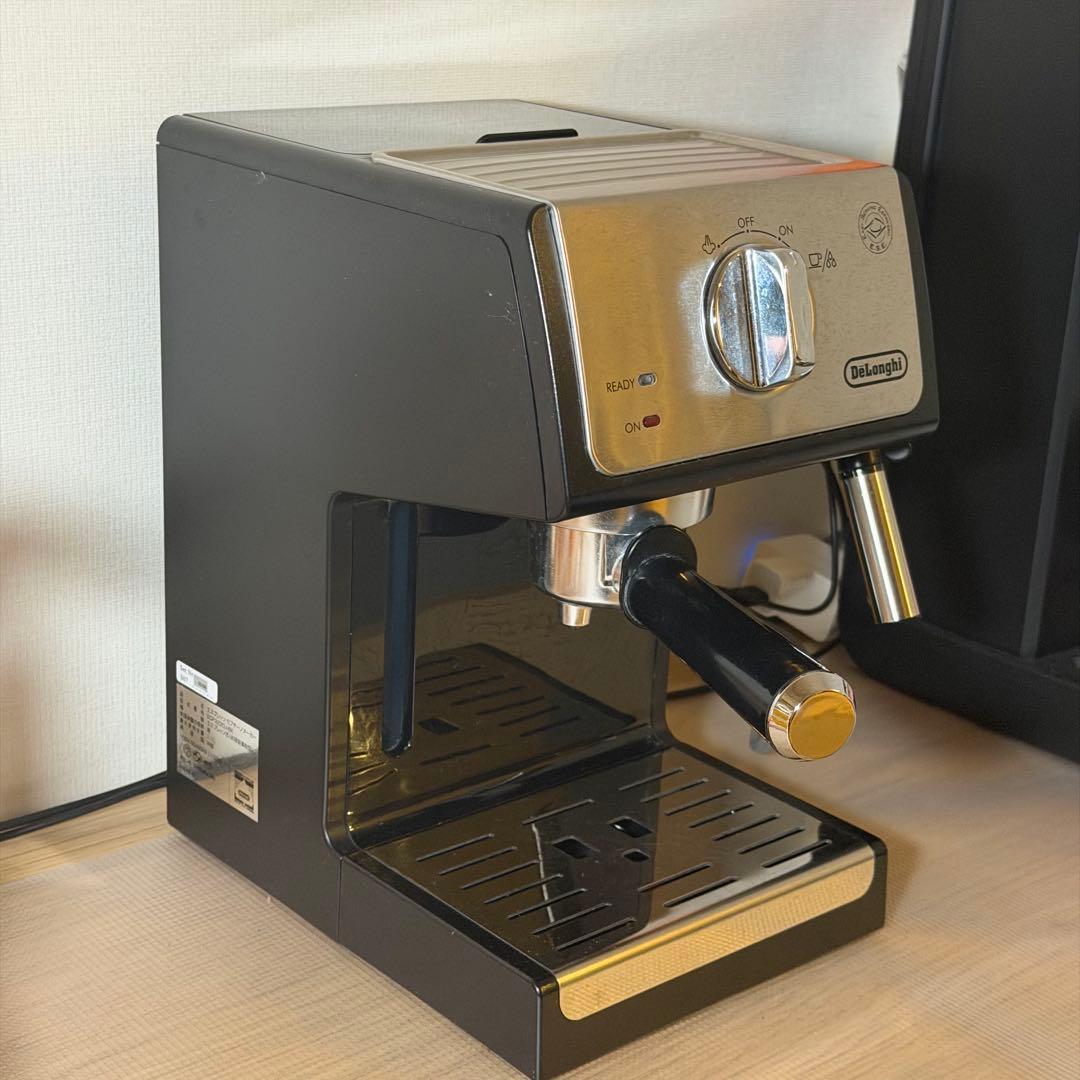 【値下げ】De'Longhi (デロンギ) エスプレッソメーカー