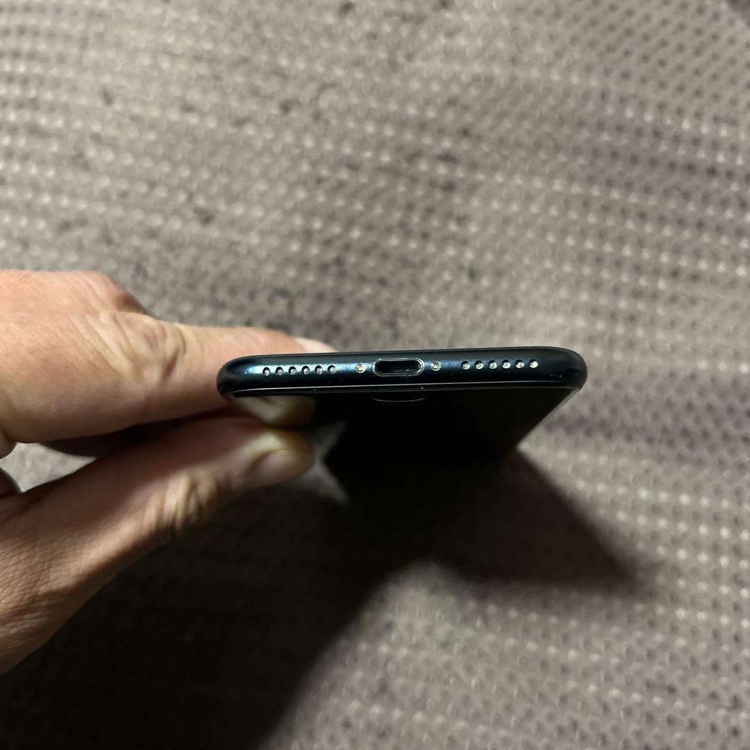 Apple iPhone SE3 (第3世代) 本体のみ SIMフリー 美品