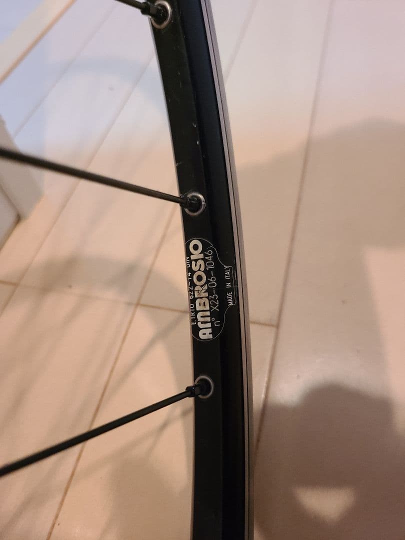 ジャンク品　手組　AMBROSIO　EVOLUTION DURA-ACEハブ