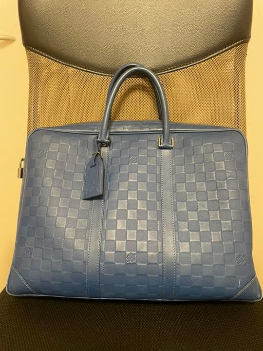 ルイヴィトン　ポルトドギュマン　ボォワヤージュ