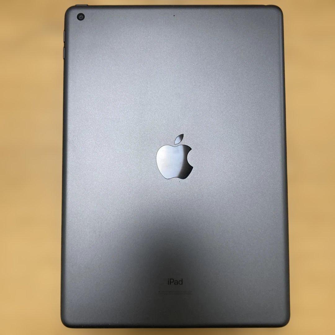 ※中古※ 無印iPad 第7世代 WiFiモデル & アップルペンシル