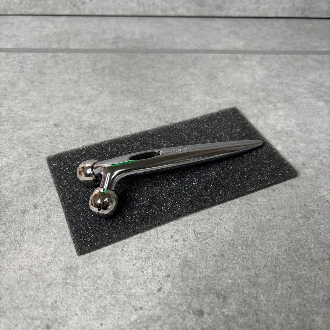 未使用 ReFa S CARAT リファエスカラット 美顔ローラー