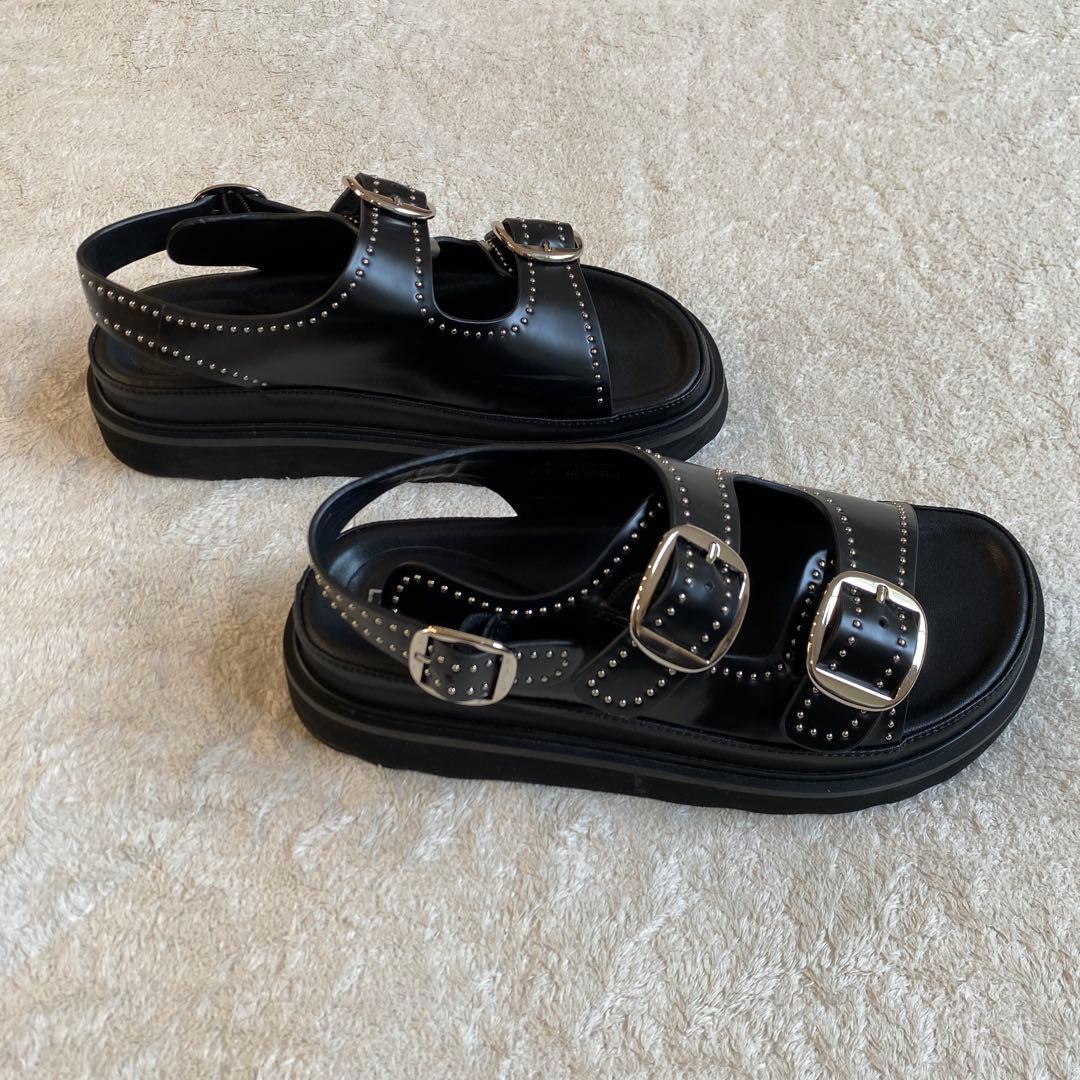 モヒ　厚底サンダル　スタッズ　23センチ