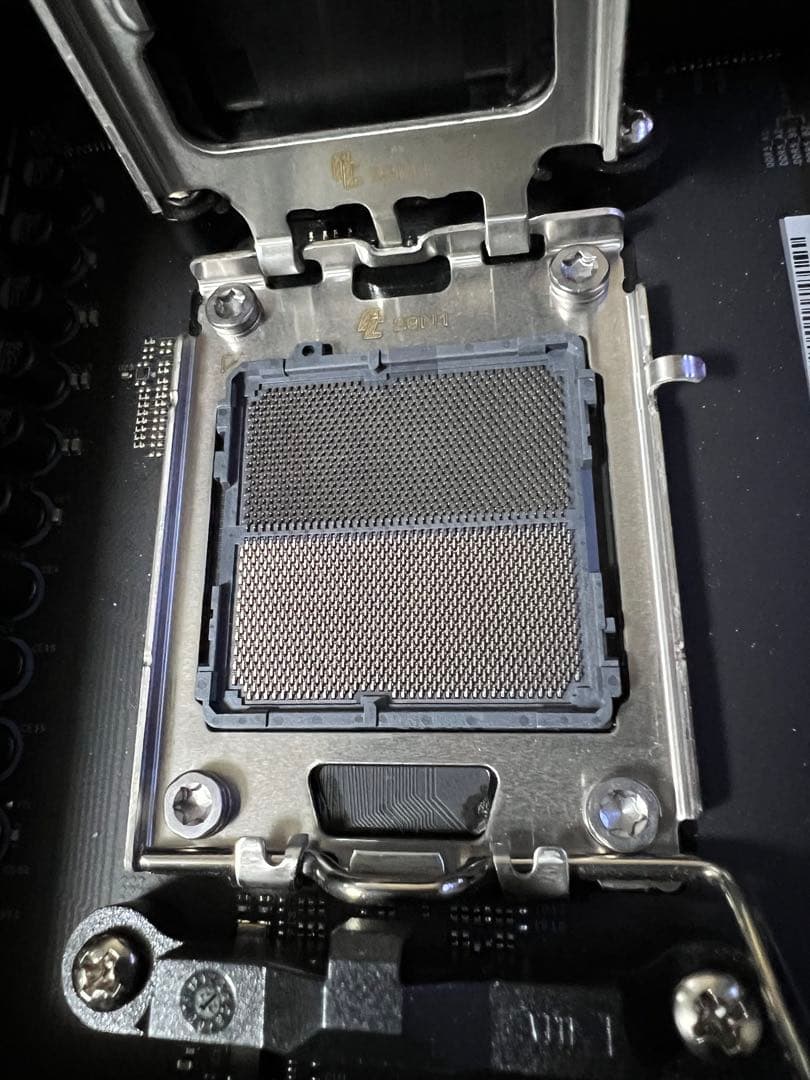 【ジャンク】NZXT N7 B650E